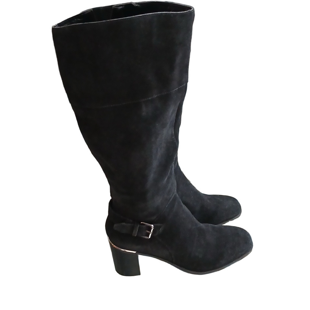 Bandolino Black Sleek Heeled Boots